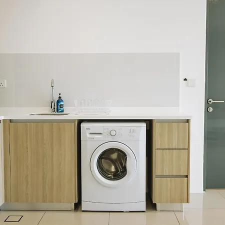 The White, 2Br Cityview By Wstay @ Tropicana 218 Macalister
